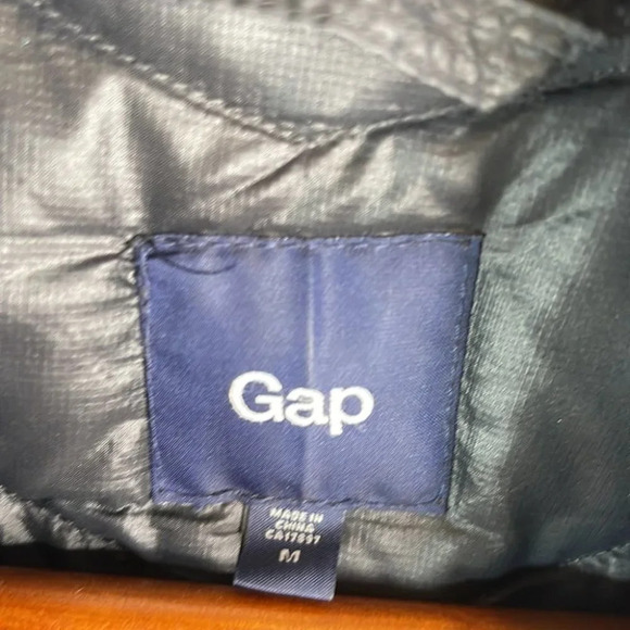 GAP Black Down Fill Puffer Jacket Nylon Lightweight Zip Snap Pockets Granola M - Picture 11 of 15